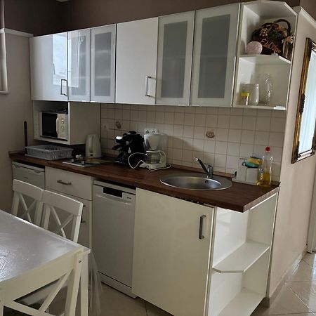 Gruber Apartman Siofok Ngoại thất bức ảnh
