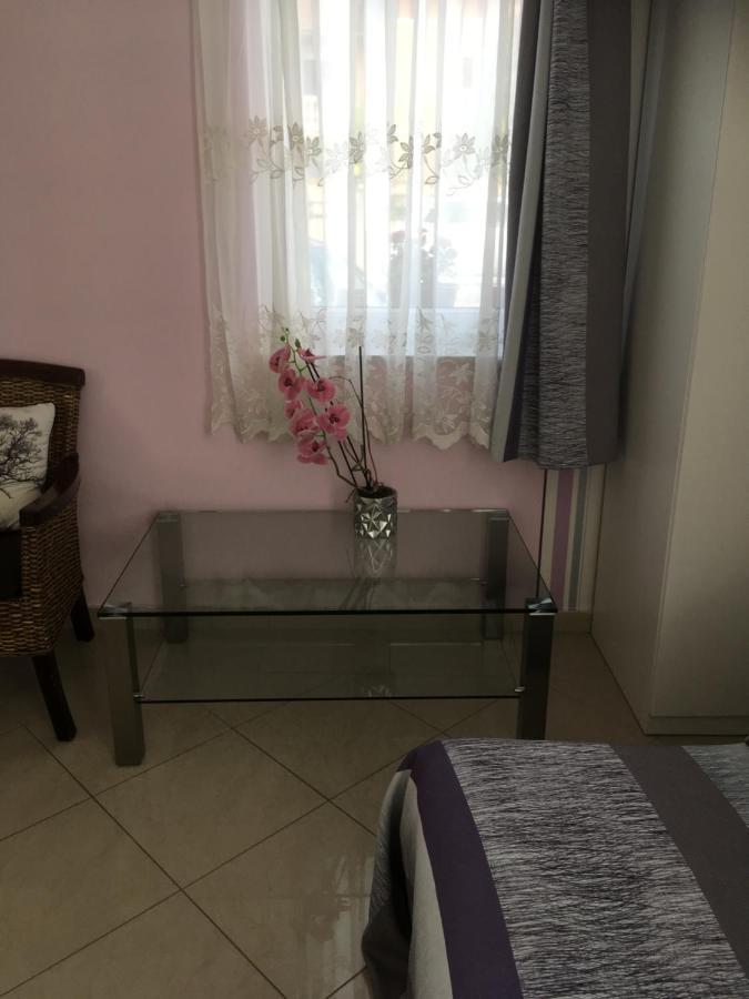 Gruber Apartman Siofok Ngoại thất bức ảnh