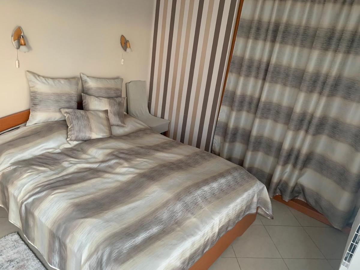 Gruber Apartman Siofok Ngoại thất bức ảnh